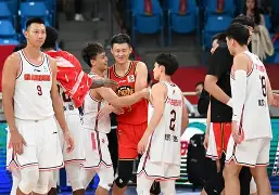 广东宏远内部会议纪要流出：集结日完成体检，德国杯使命明确，身体对抗强度拉满的简单介绍-爱游戏体育